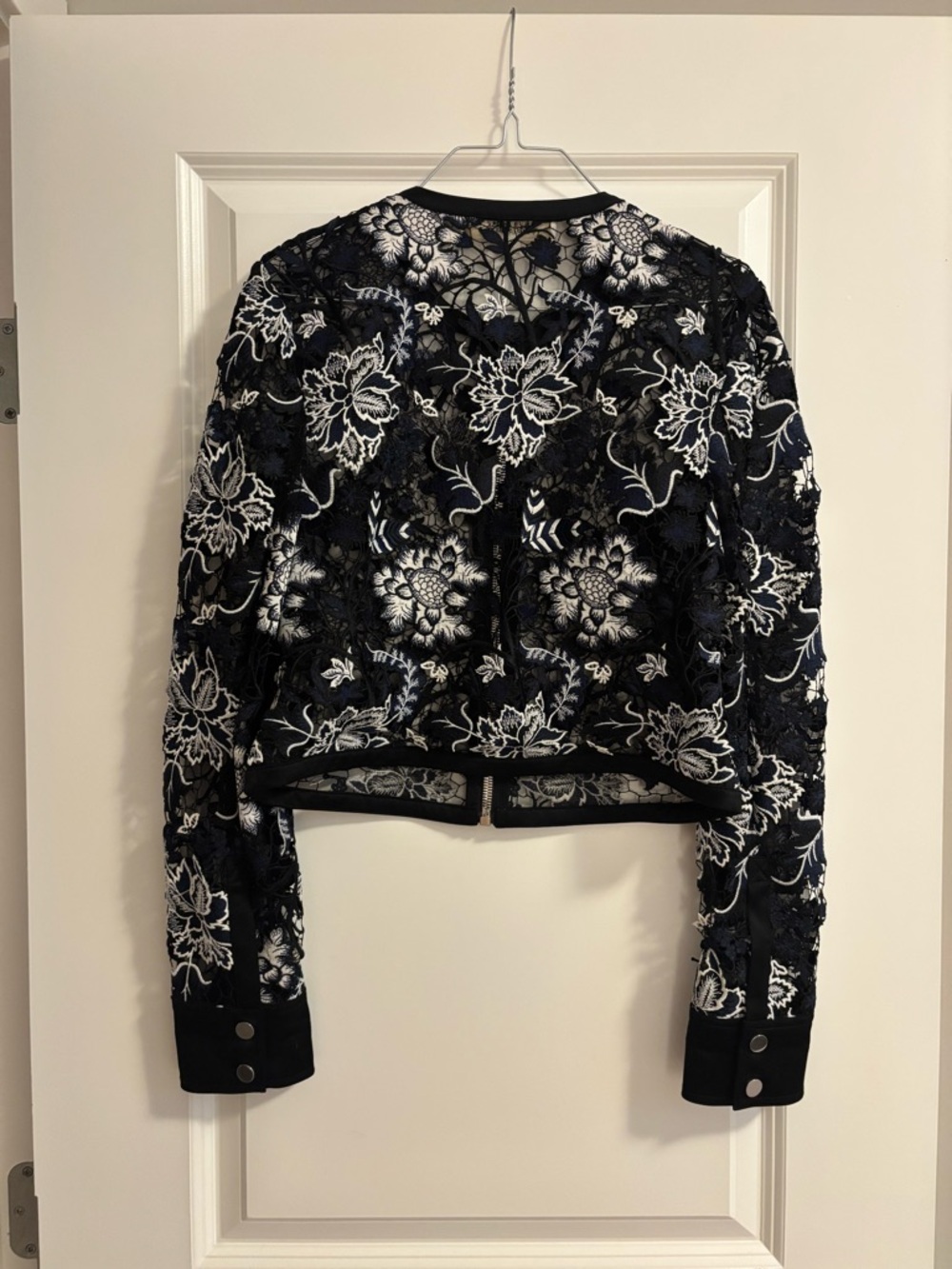 Cropped Floral Lace DVF Jacket - Picture 4 of 4